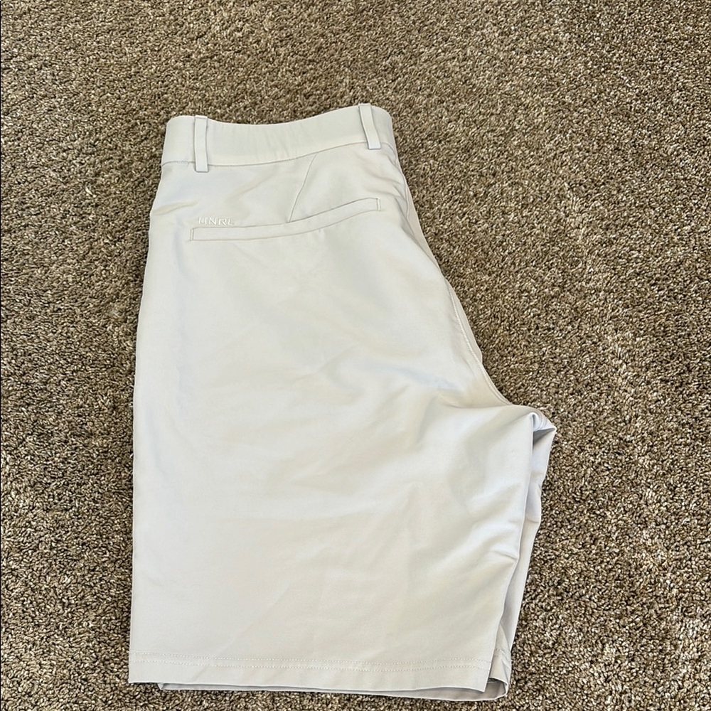 Men's Unrl Golf Short